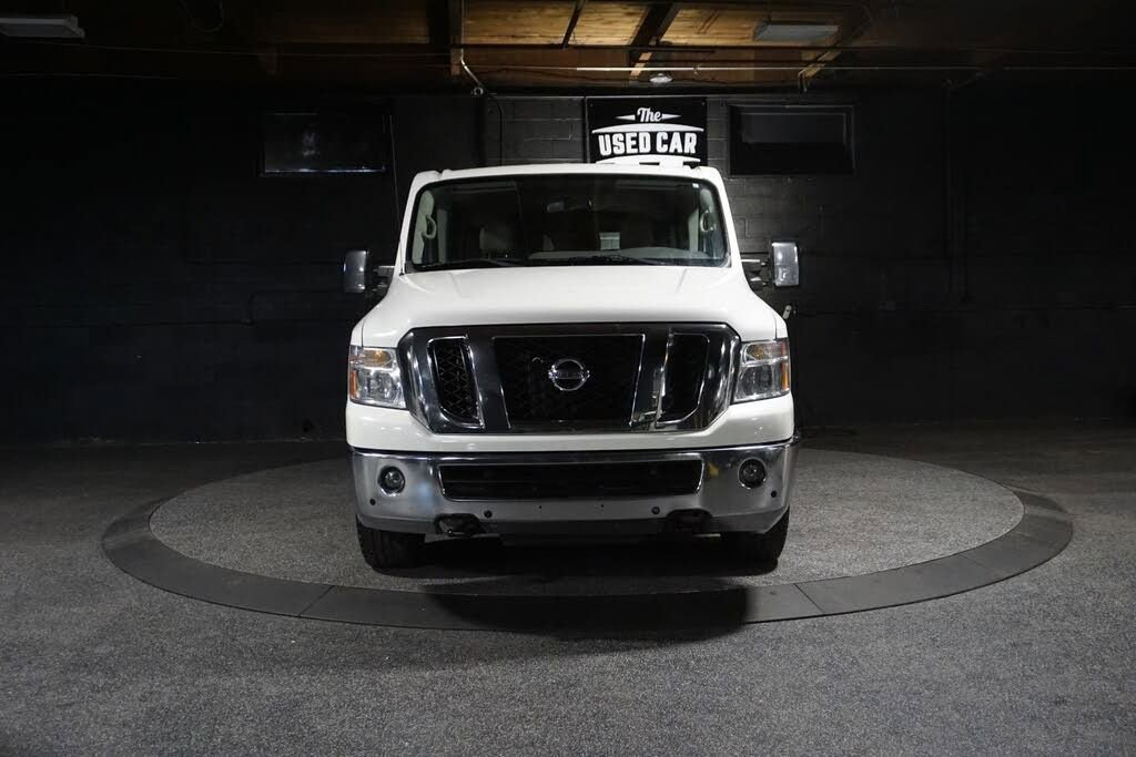Used 2019 Nissan NV 3500 SL RWD image 8