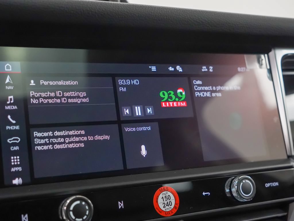 Certified 2026 Porsche Macan AWD/4WD image 29
