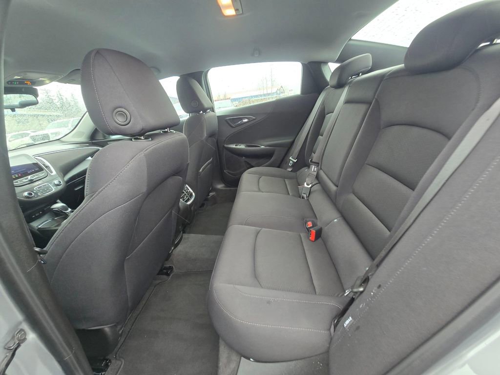 Used 2024 Chevrolet Malibu LT w/ Sport Edition FWD image 12