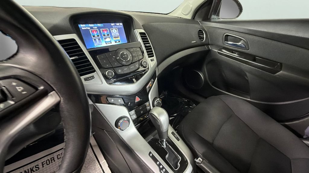 Used 2014 Chevrolet Cruze LT w/ All-Star Edition FWD image 19