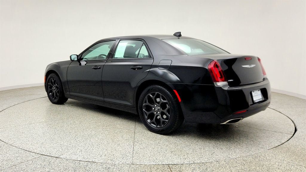 Used 2020 Chrysler 300 S AWD/4WD image 7