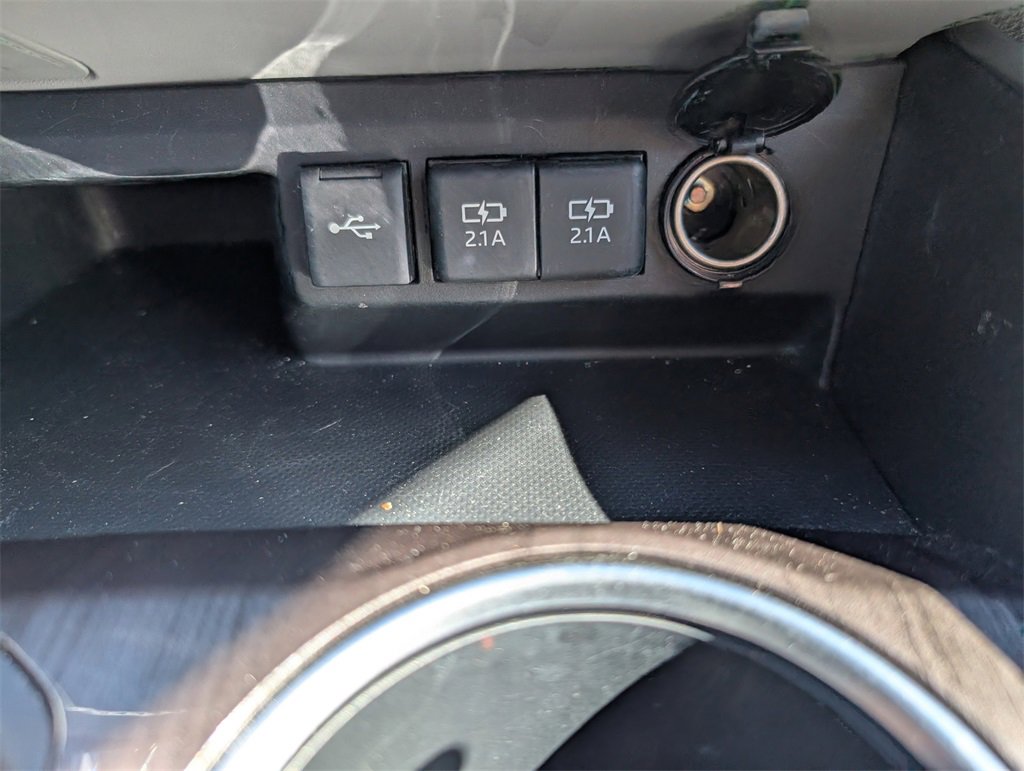 Used 2020 Toyota Highlander Limited image 15