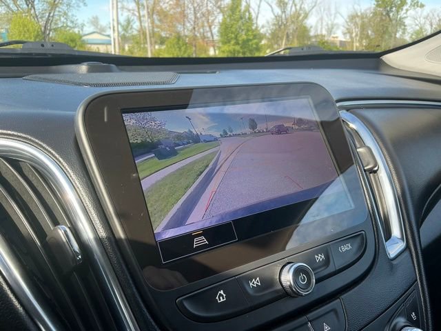 Used 2023 Chevrolet Malibu LT FWD image 29