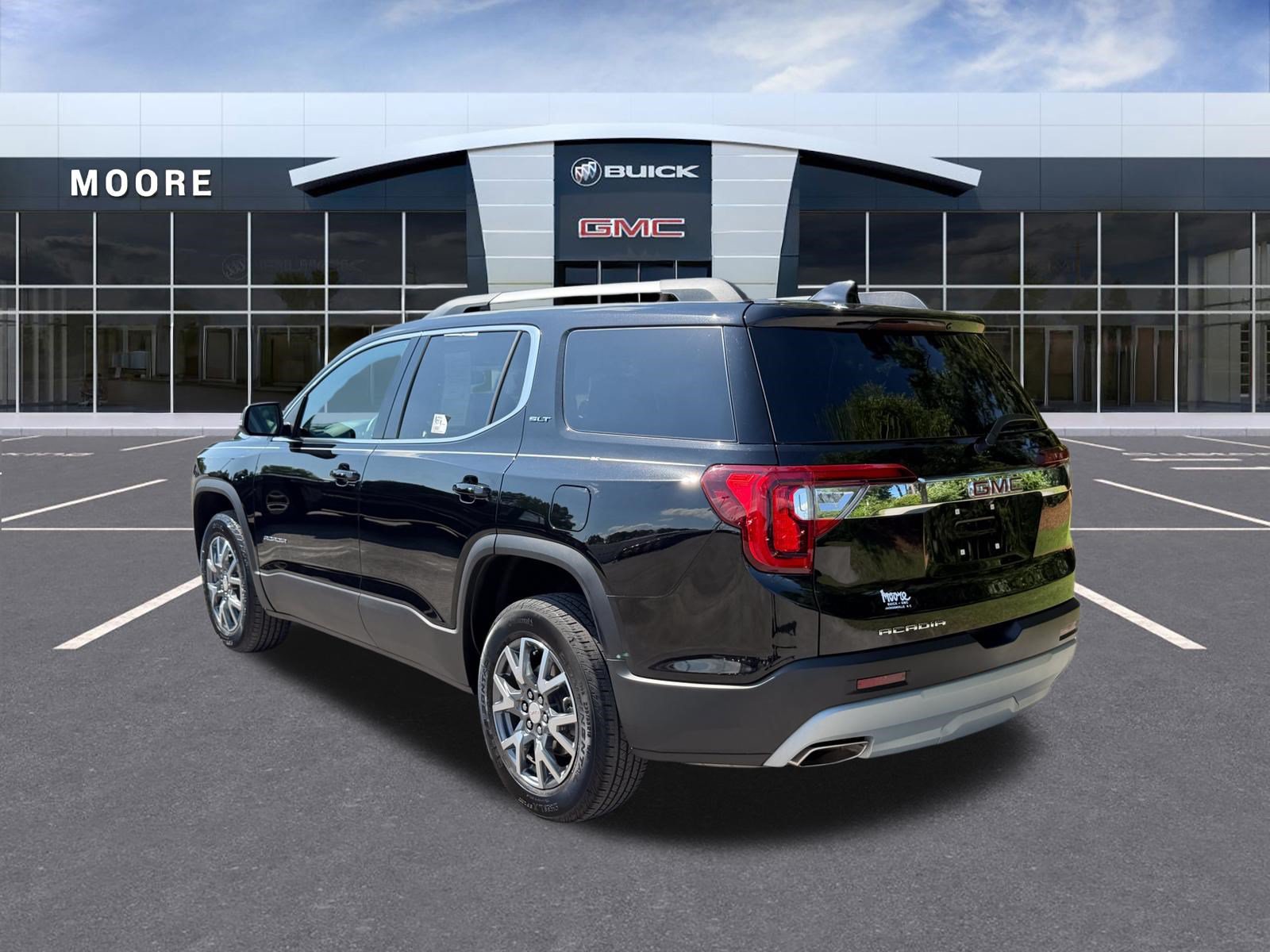Used 2023 GMC Acadia SLT FWD image 5