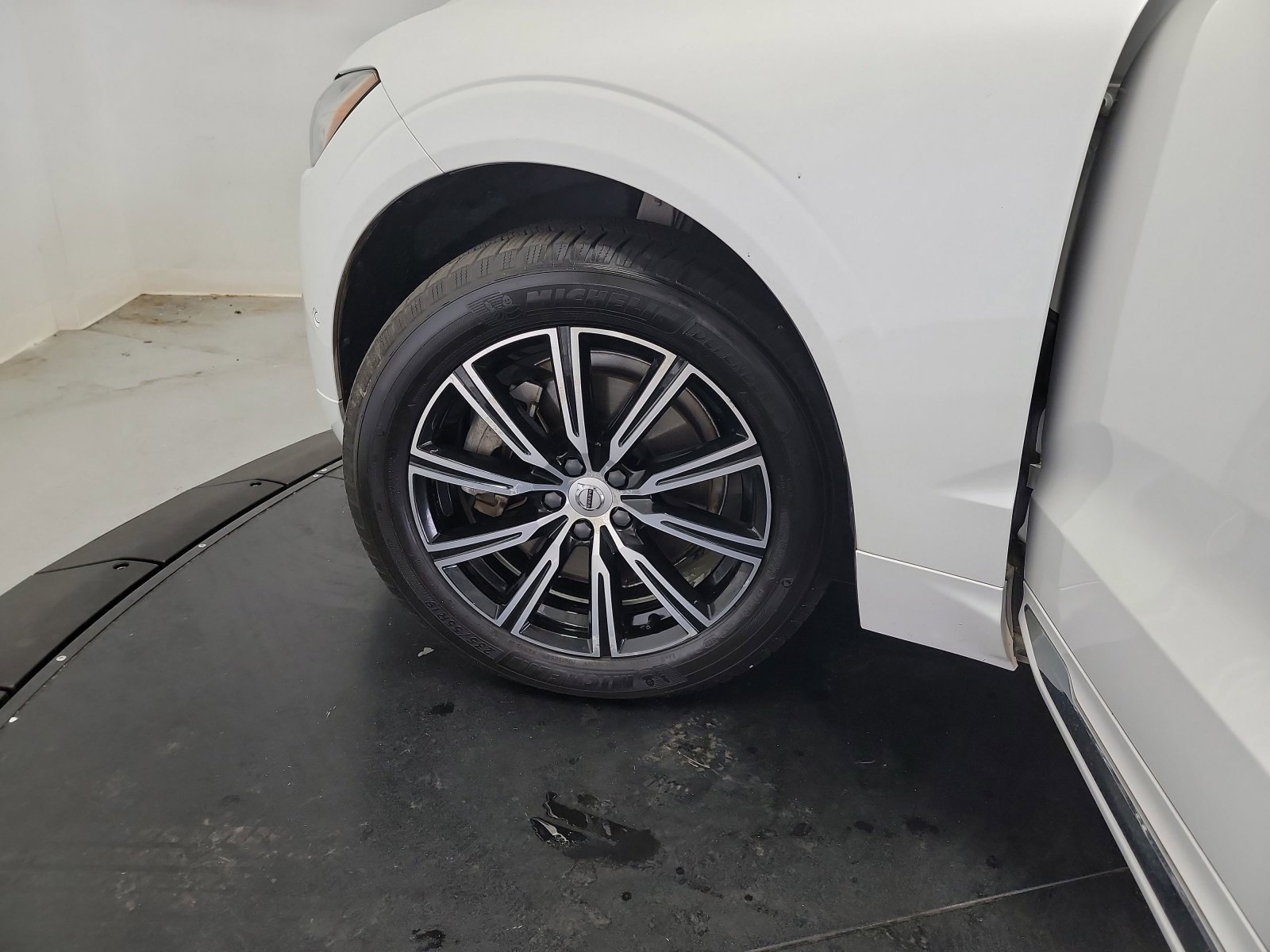 Used 2020 Volvo XC60 T6 Inscription image 30