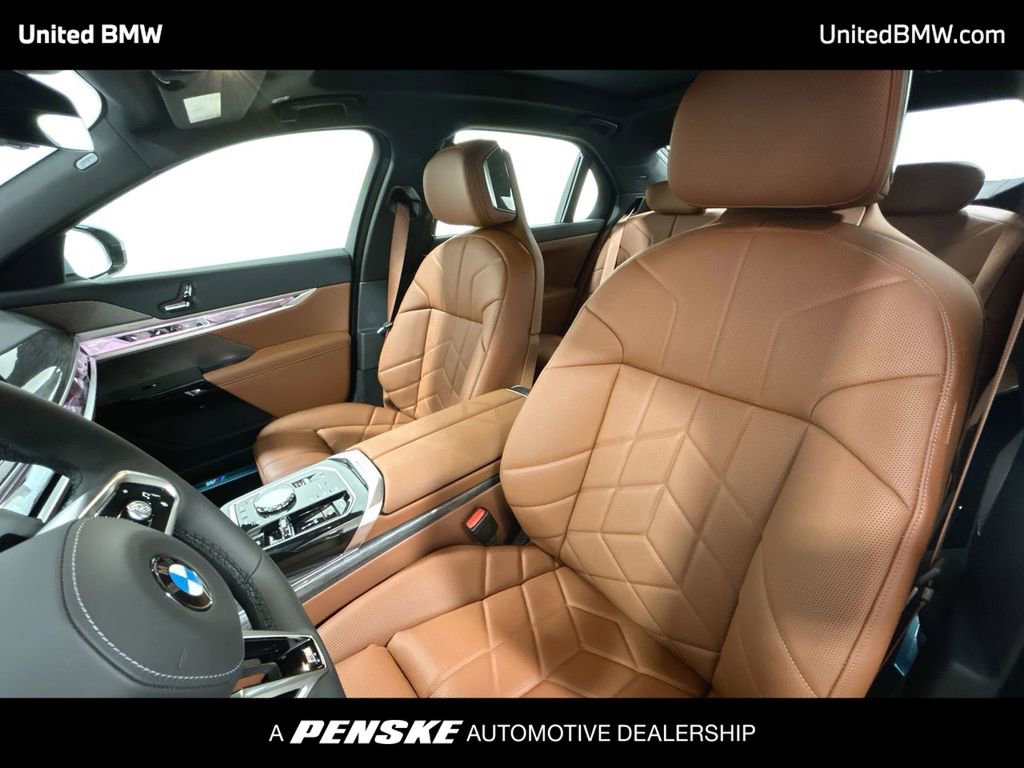 New 2026 BMW 760i xDrive w/ Executive Package image 13