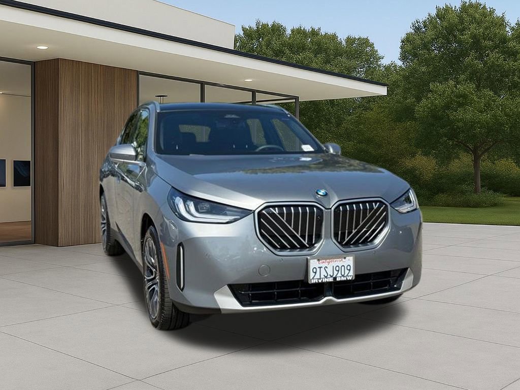 Used 2025 BMW X3 xDrive30i w/ Premium Package image 5