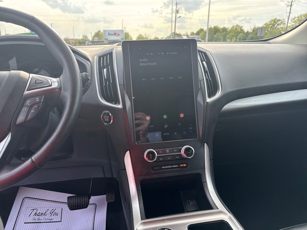 Used 2024 Ford Edge SEL image 21