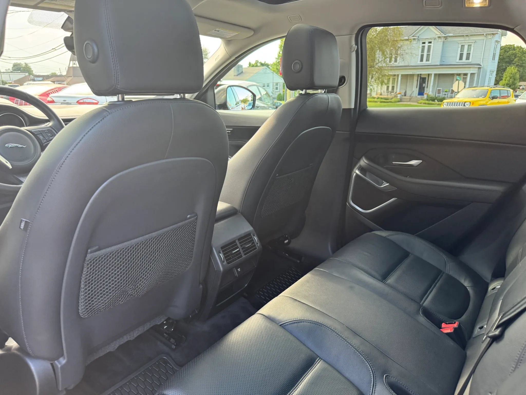 Used 2020 Jaguar E-PACE SE AWD/4WD image 32