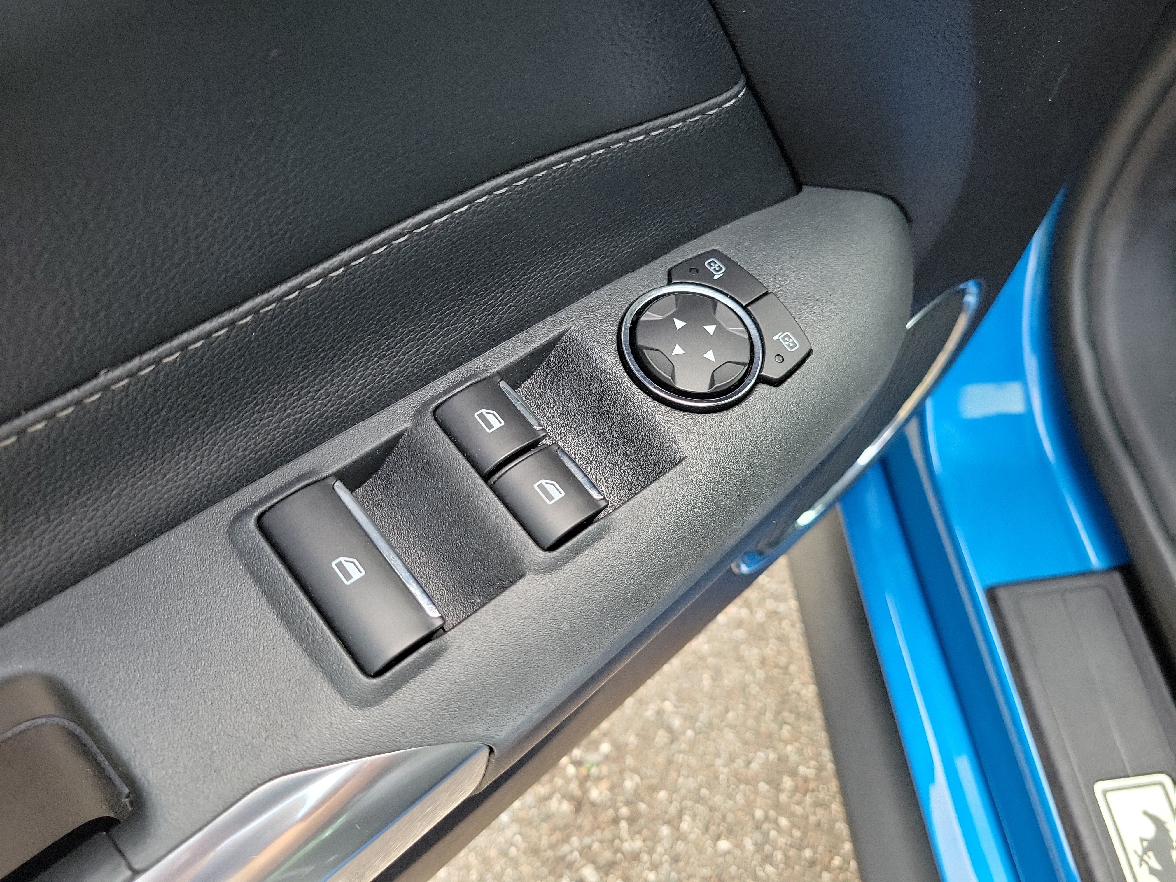 Used 2019 Ford Mustang GT Premium RWD image 11
