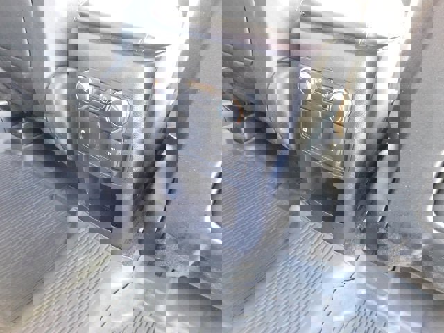 Used 2020 Ford Explorer XLT w/ Equipment Group 202A image 12