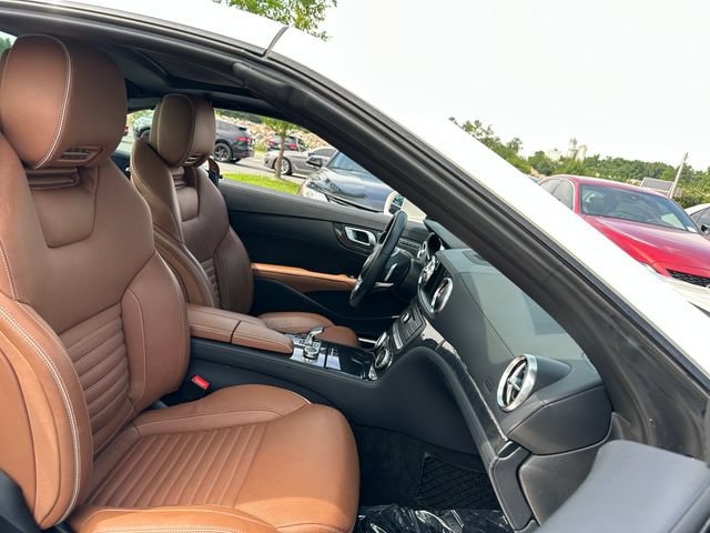 Used 2017 Mercedes-Benz SL 550 image 27