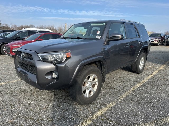 Used 2016 Toyota 4Runner SR5 image 3