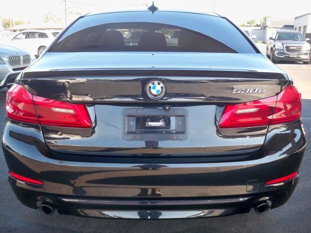 Used 2018 BMW 530e xDrive w/ Premium Package 2 image 4