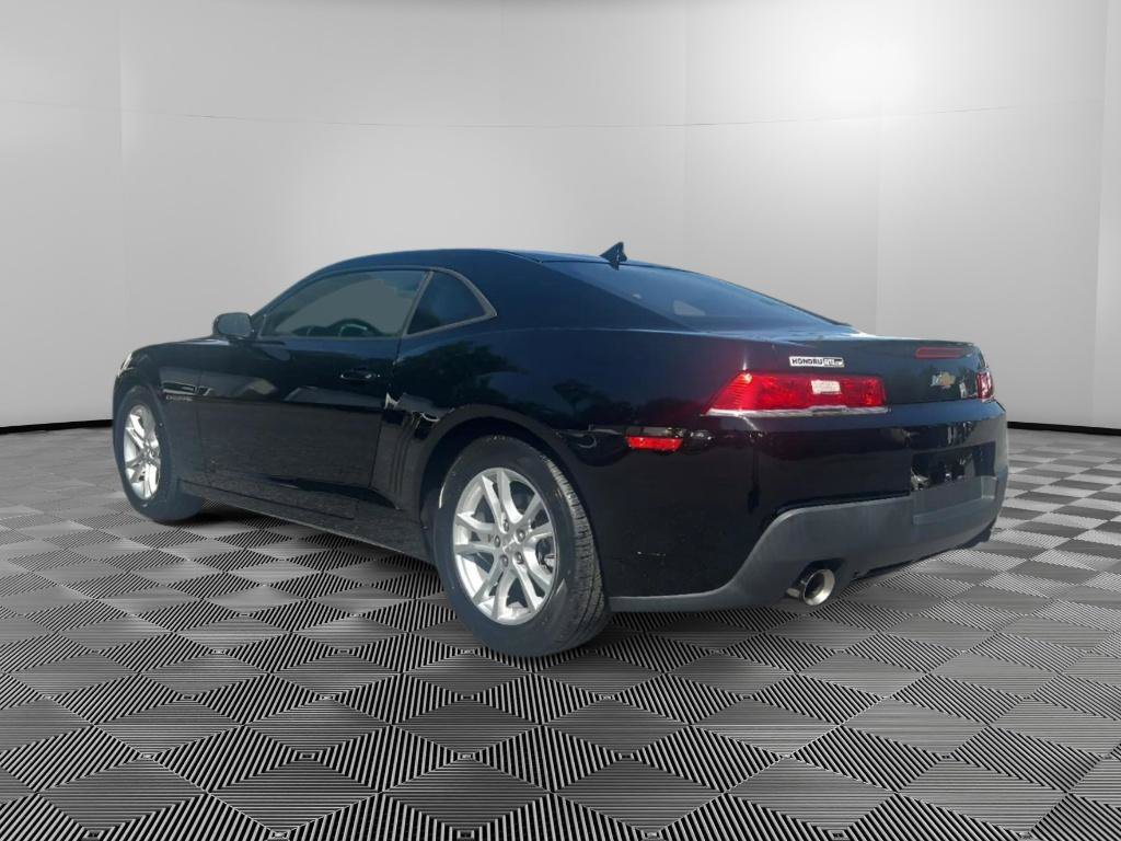 Used 2014 Chevrolet Camaro LS RWD image 3