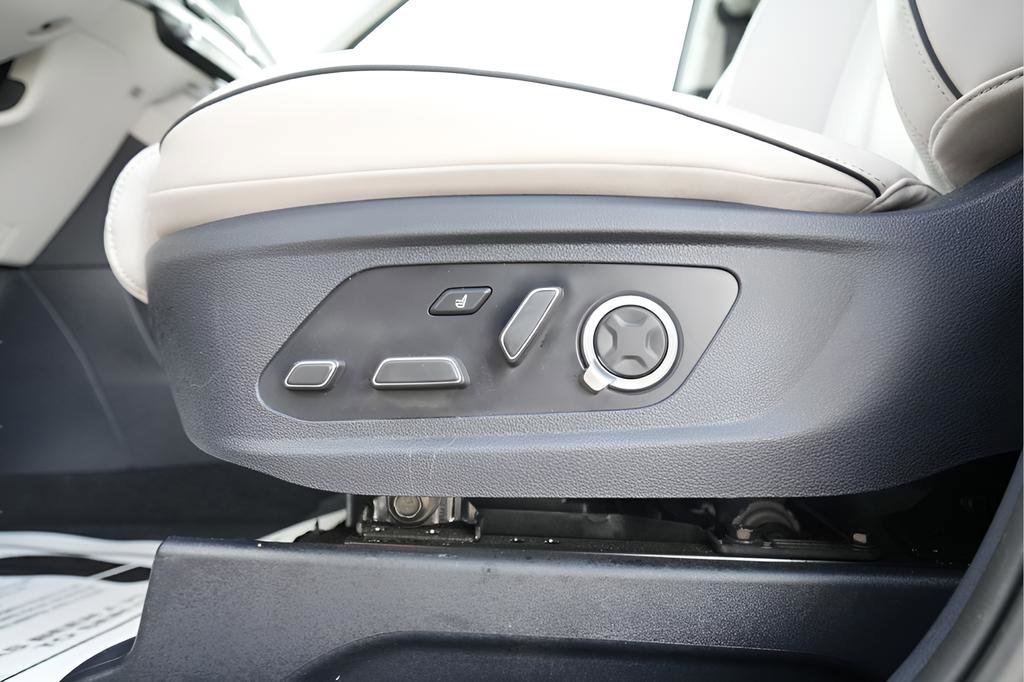 Used 2024 Hyundai Palisade Calligraphy AWD/4WD image 28