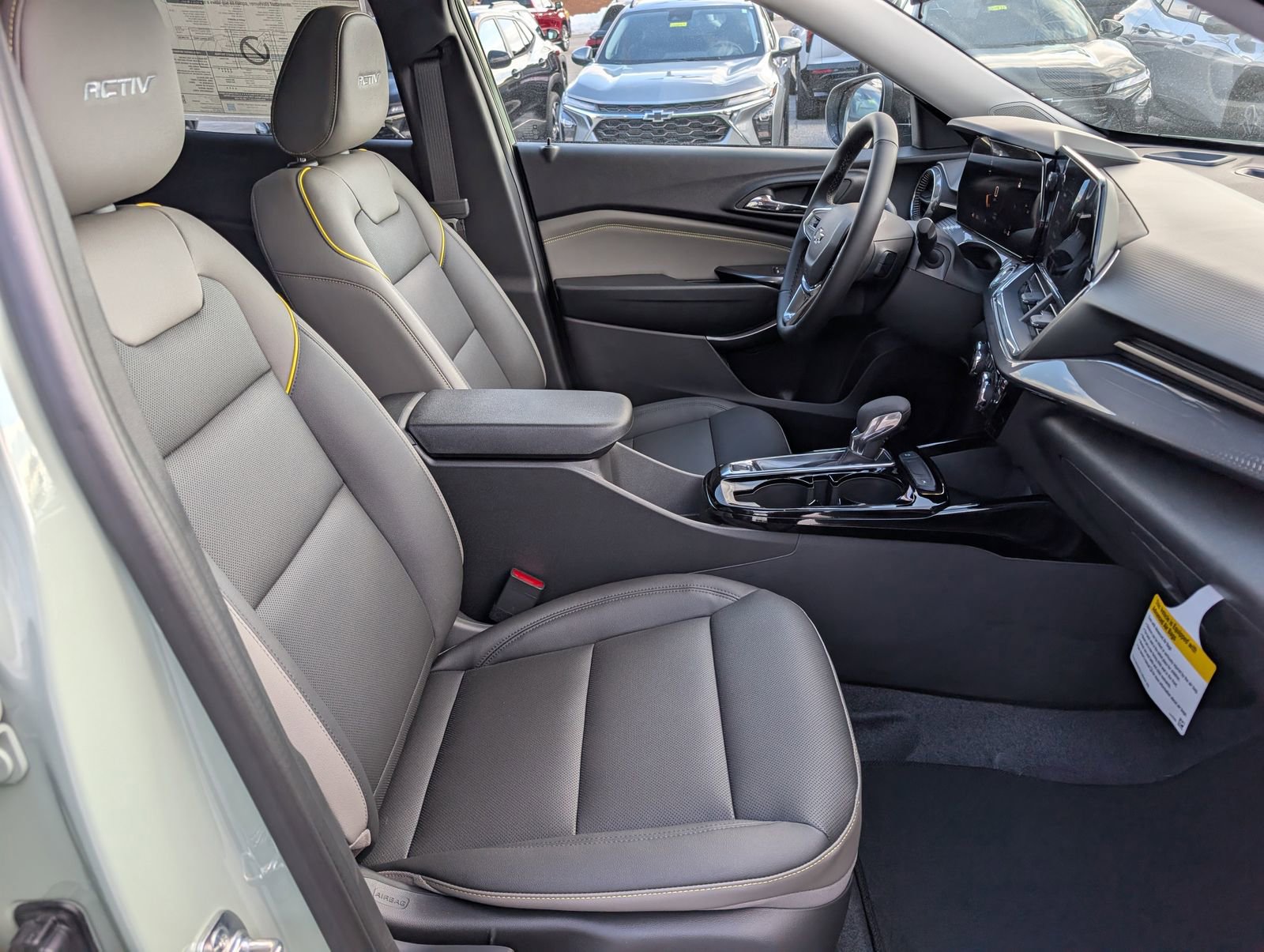 New 2026 Chevrolet Trax ACTIV w/ Driver Confidence Package image 9