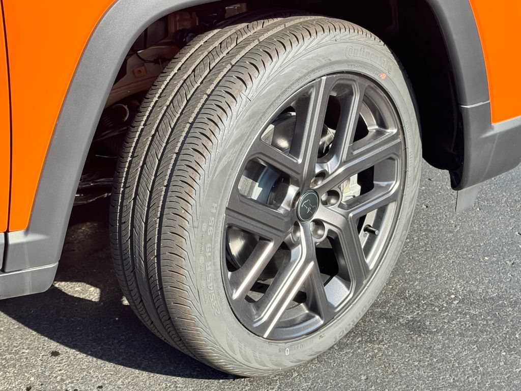 New 2026 Jeep Compass Latitude AWD/4WD image 9