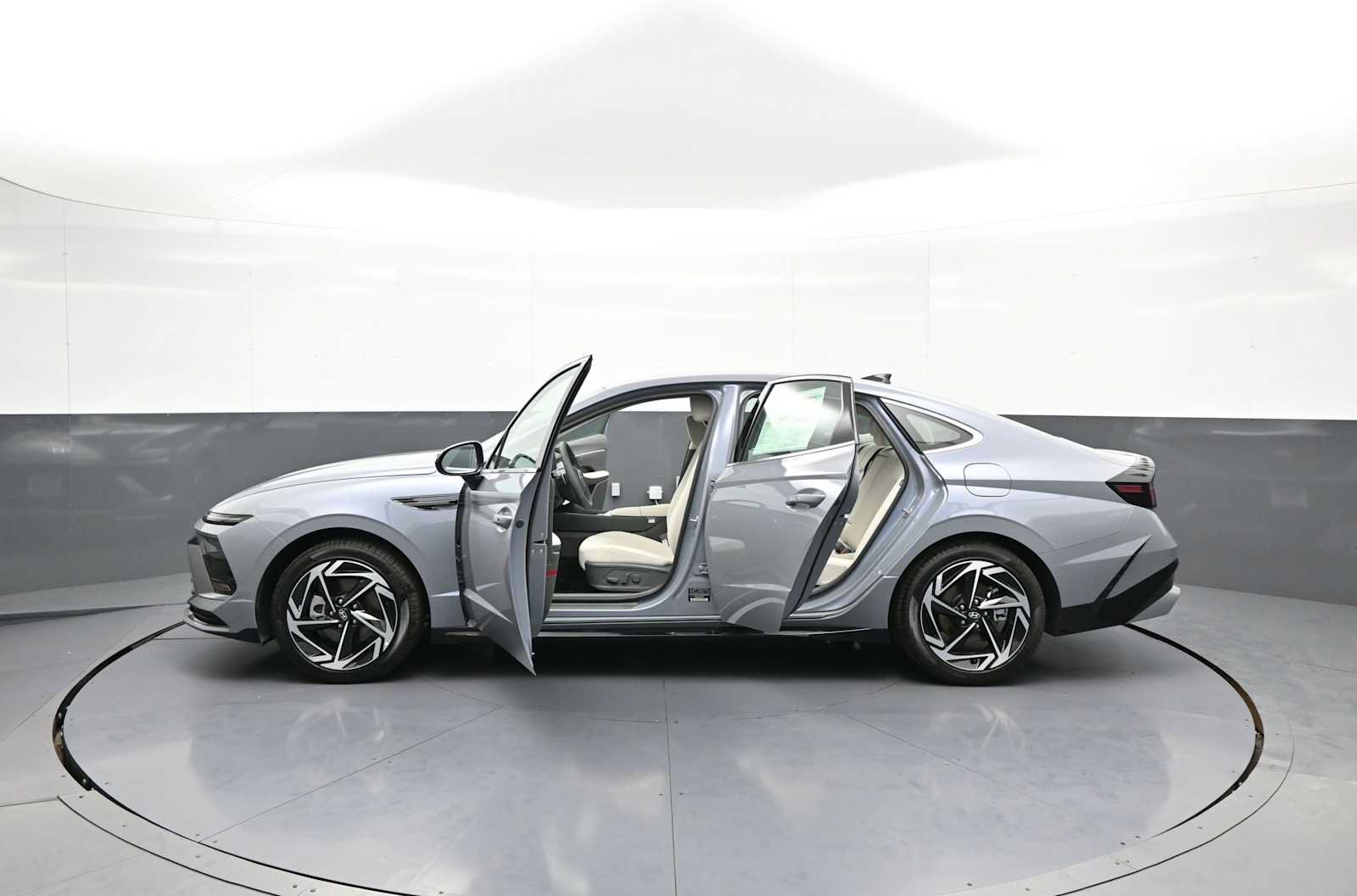 New 2026 Hyundai Sonata SEL FWD image 41