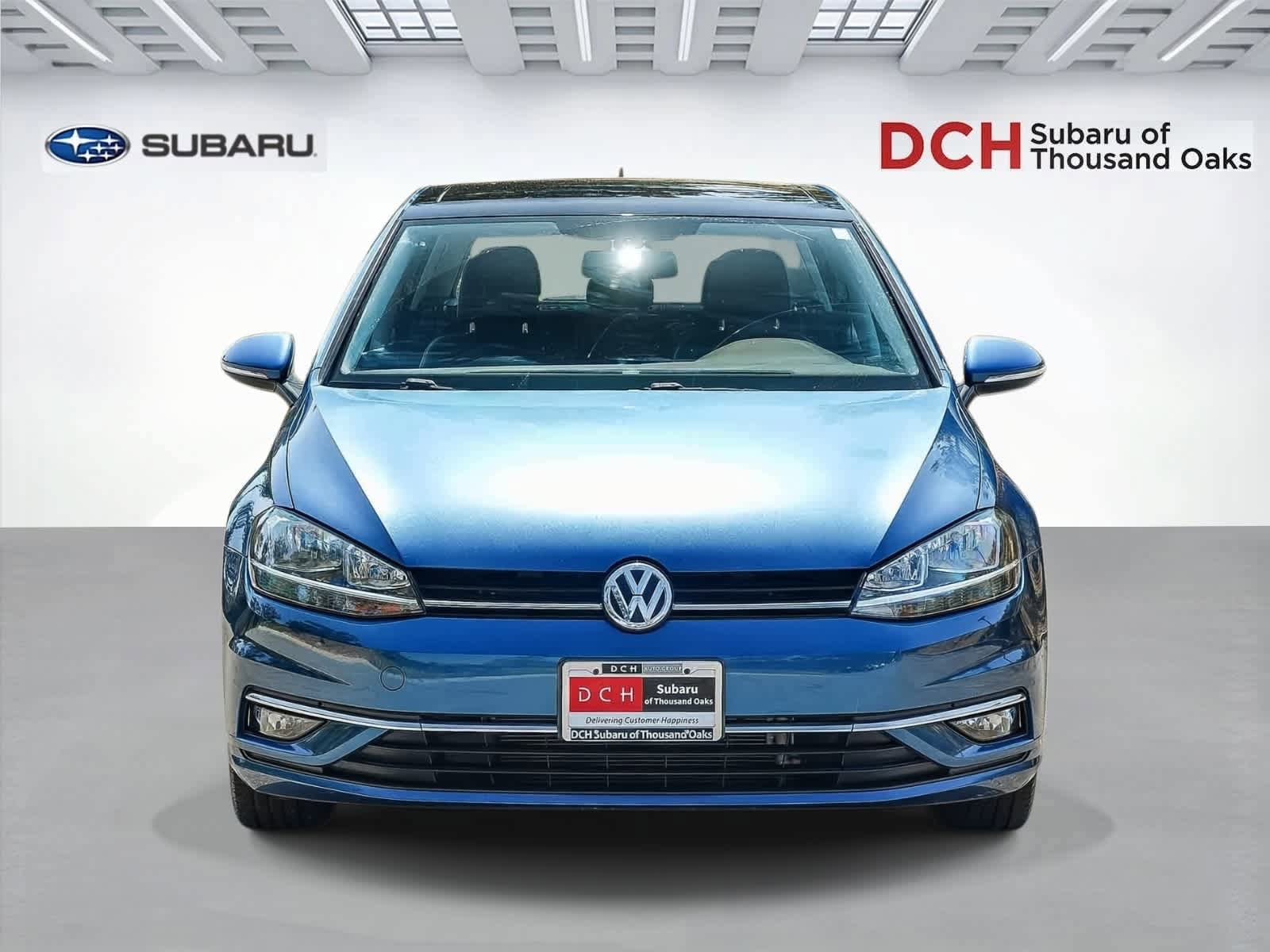 Used 2018 Volkswagen Golf SE FWD image 2