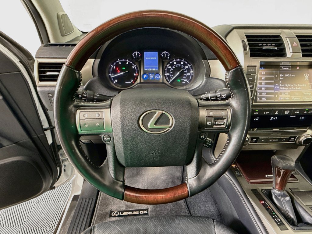 Used 2018 Lexus GX 460 Premium w/ Premium Package AWD/4WD image 11