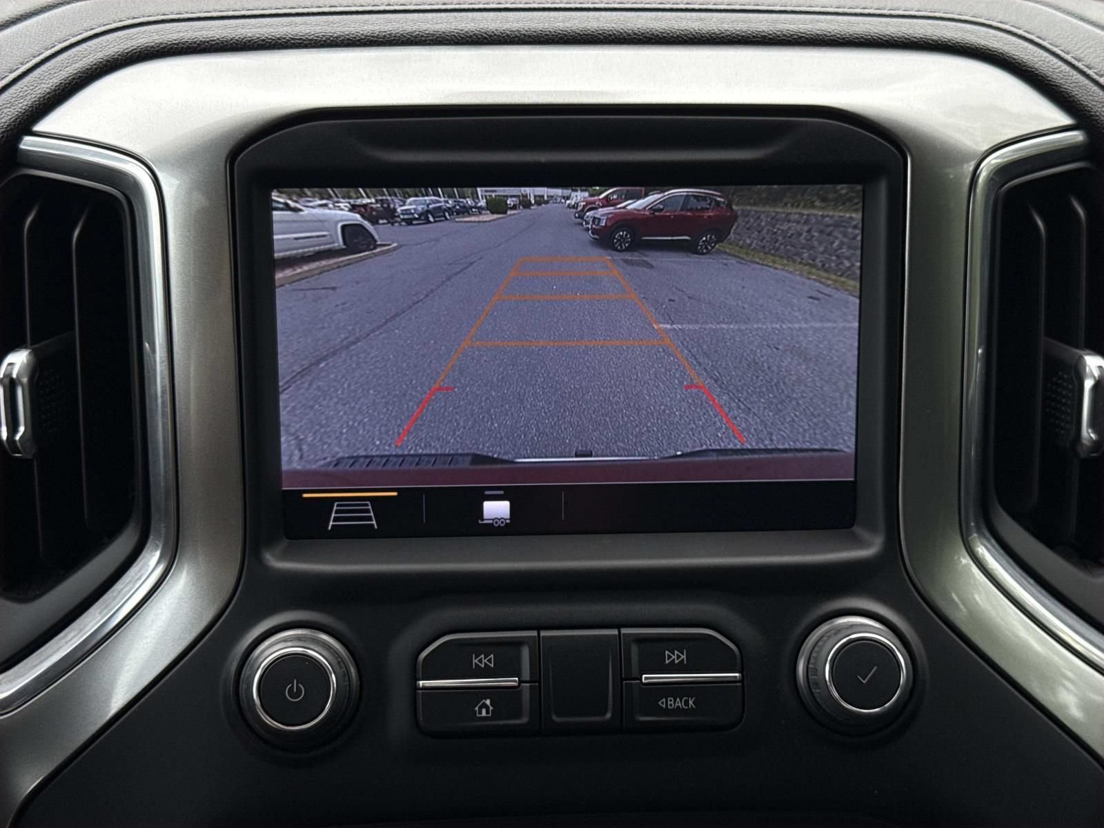 Used 2019 Chevrolet Silverado 1500 LT w/ All-Star Edition AWD/4WD image 10