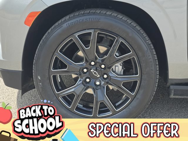 Used 2023 Chevrolet Suburban High Country AWD/4WD image 12