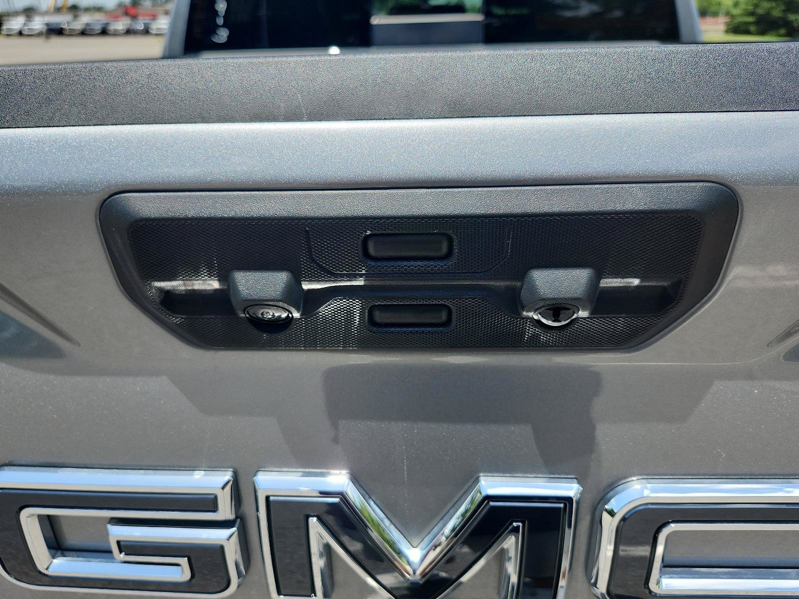 Certified 2025 GMC Sierra 1500 Denali Ultimate AWD/4WD image 13