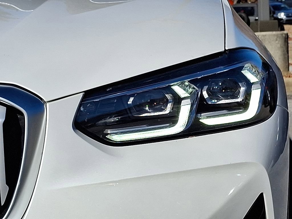 Used 2023 BMW X3 xDrive30i w/ Premium Package image 9