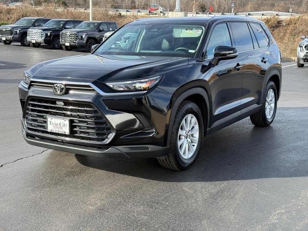 Certified 2025 Toyota Grand Highlander AWD image 8