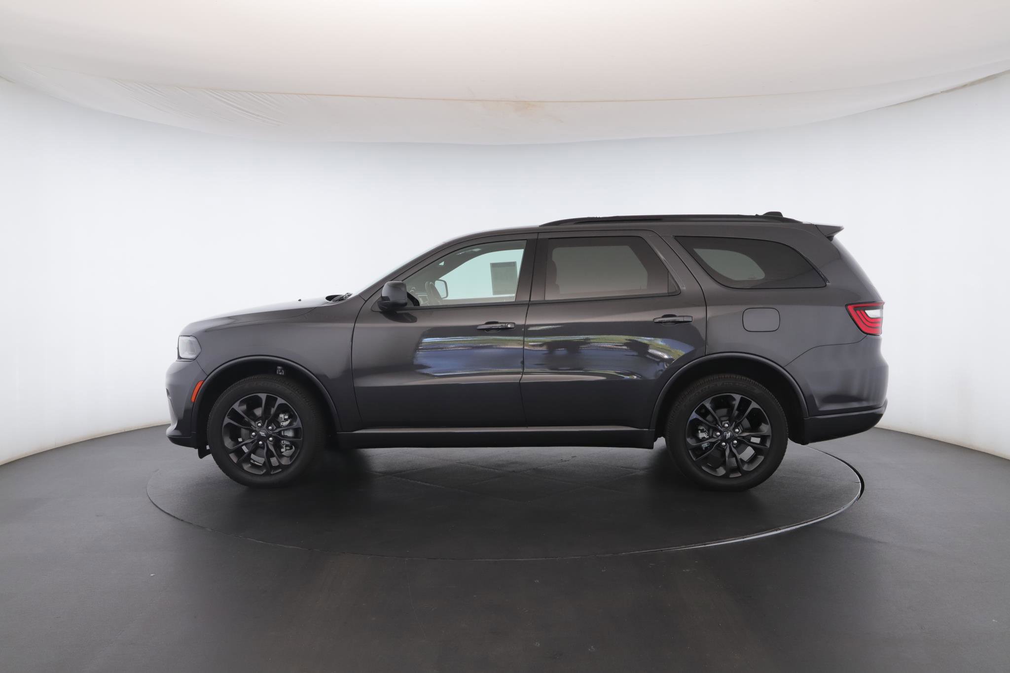 Used 2024 Dodge Durango GT w/ Blacktop Package image 19