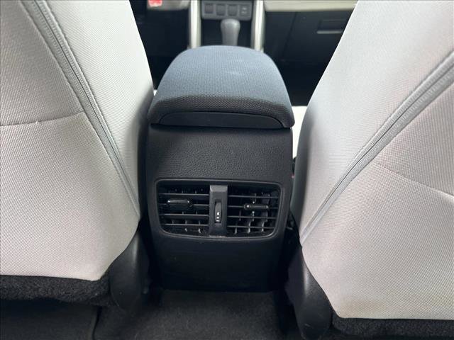 Used 2024 Toyota Corolla Cross L AWD/4WD image 17