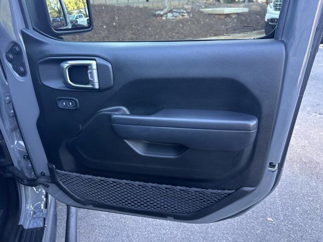 Certified 2023 Jeep Wrangler Unlimited Rubicon w/ Cold Weather Group image 16