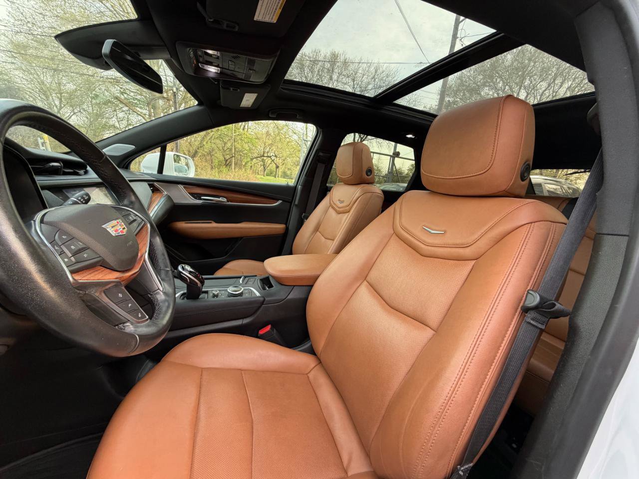 Used 2020 Cadillac XT5 Premium Luxury AWD/4WD image 24
