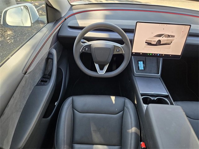 Used 2026 Tesla Model Y Long Range image 13