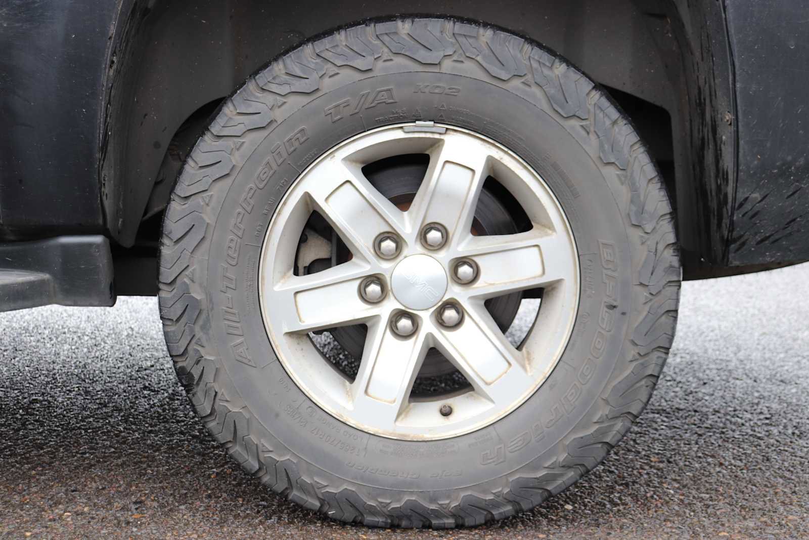 Used 2013 GMC Yukon XL SLT image 11