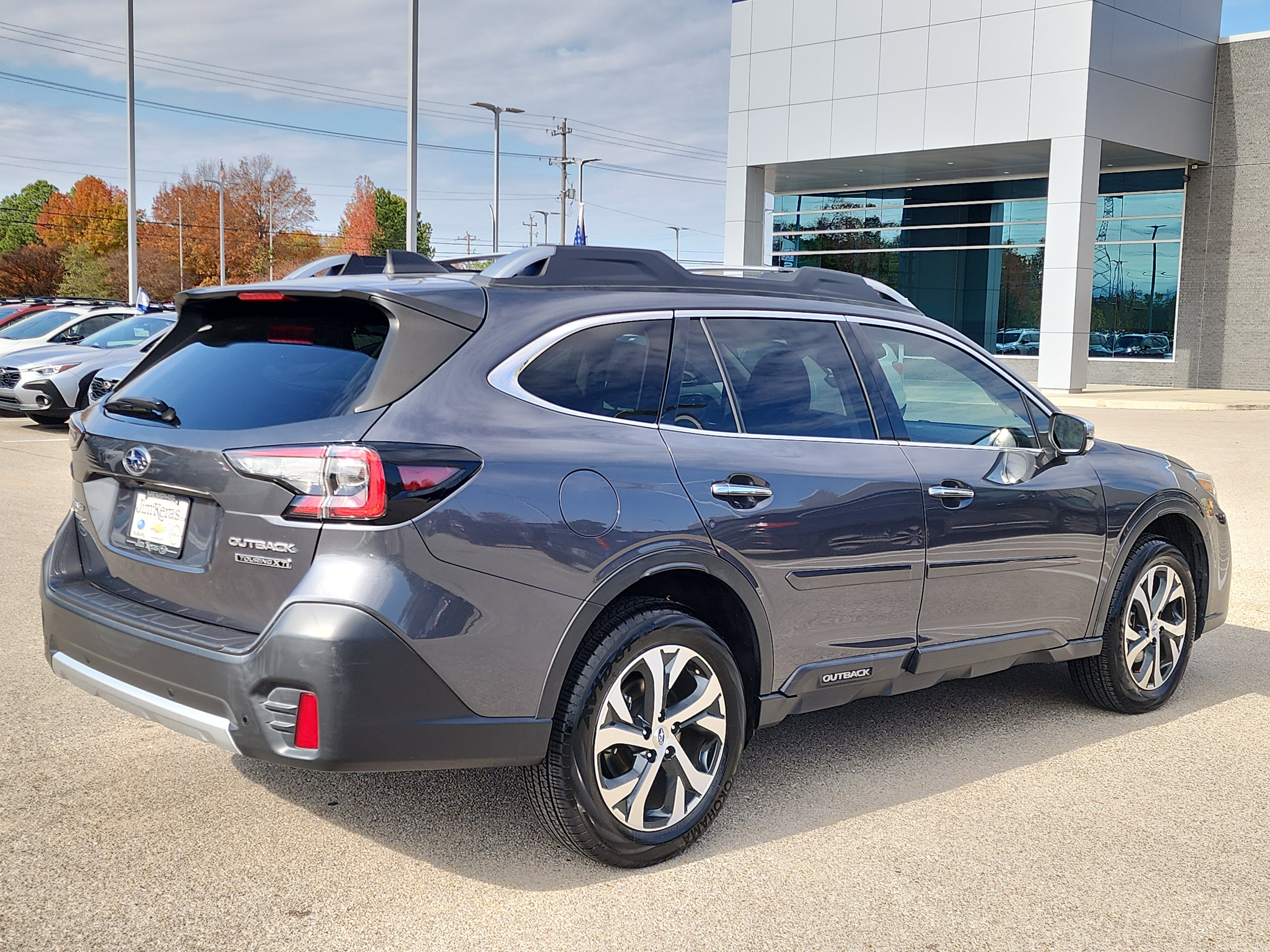 Used 2021 Subaru Outback Touring XT image 3