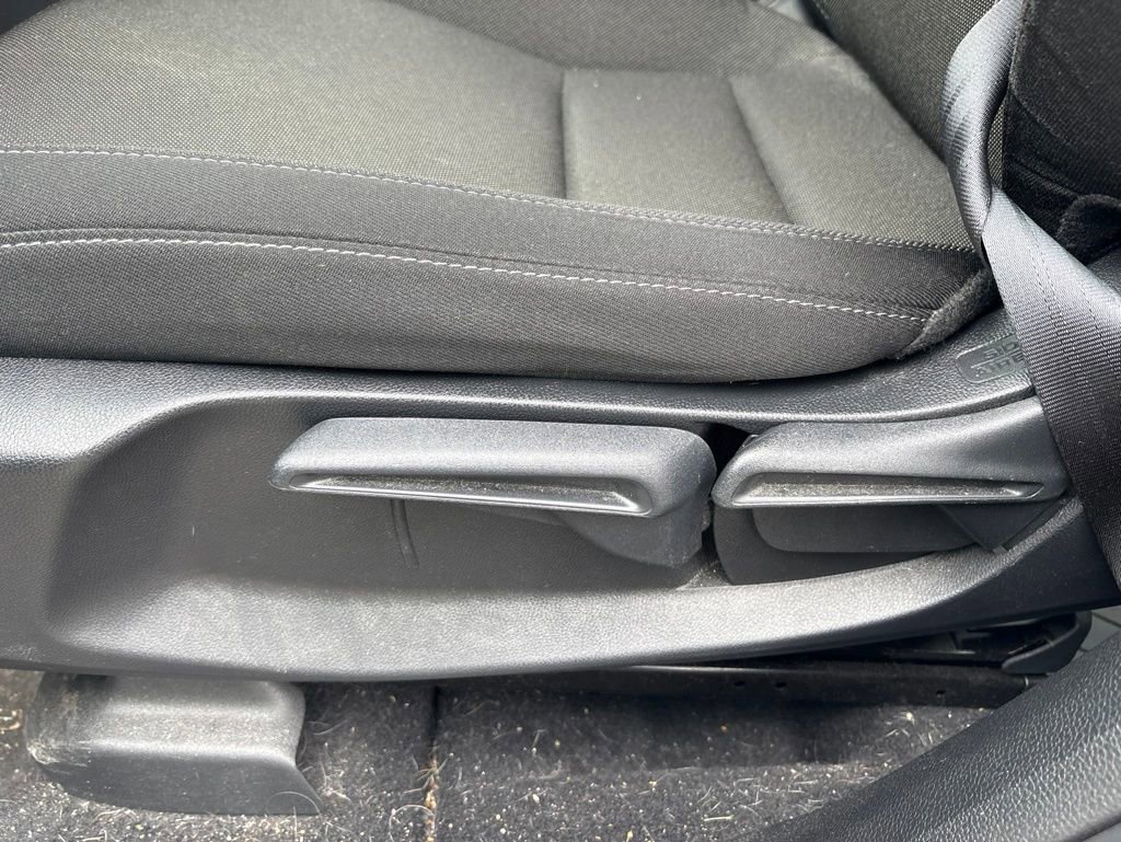 Used 2024 Honda CR-V LX image 17