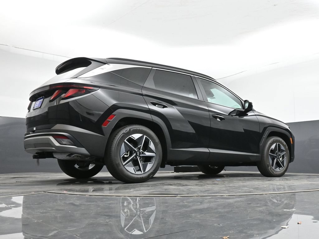 Used 2025 Hyundai Tucson SEL FWD image 13
