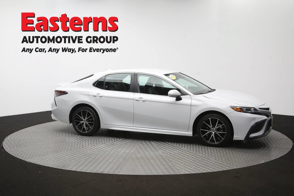 Used 2024 Toyota Camry SE w/ Cold Weather Package FWD image 45