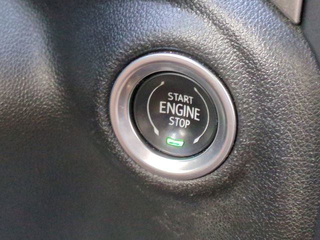 Used 2021 Chevrolet Silverado 1500 LT image 33