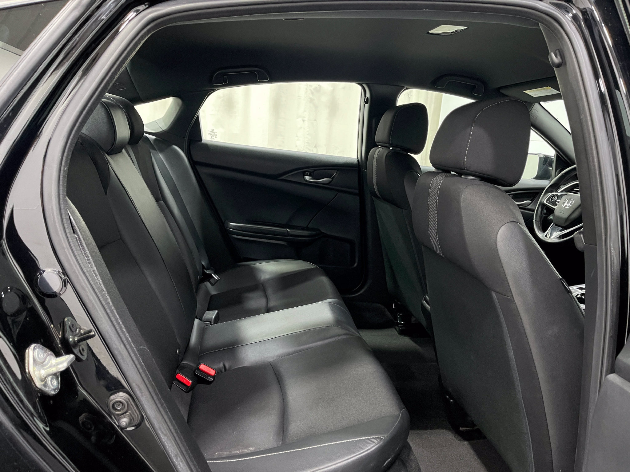 Used 2020 Honda Civic Sport image 28