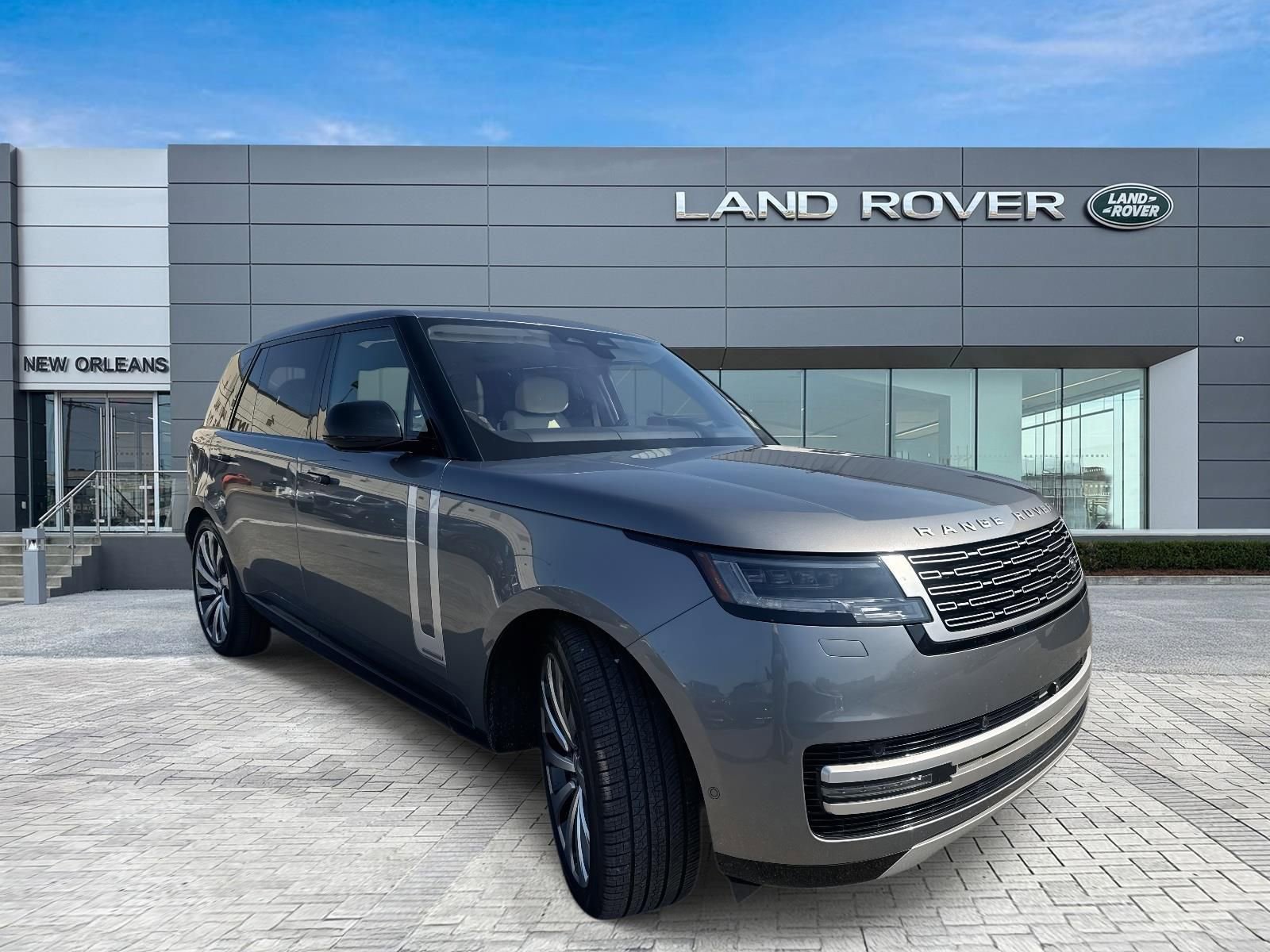 Used 2023 Land Rover Range Rover Long Wheelbase Autobiography AWD/4WD image 5