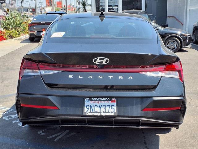 Certified 2024 Hyundai Elantra SEL w/ Convenience Package FWD image 5