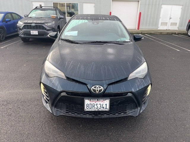 Used 2017 Toyota Corolla SE video 2