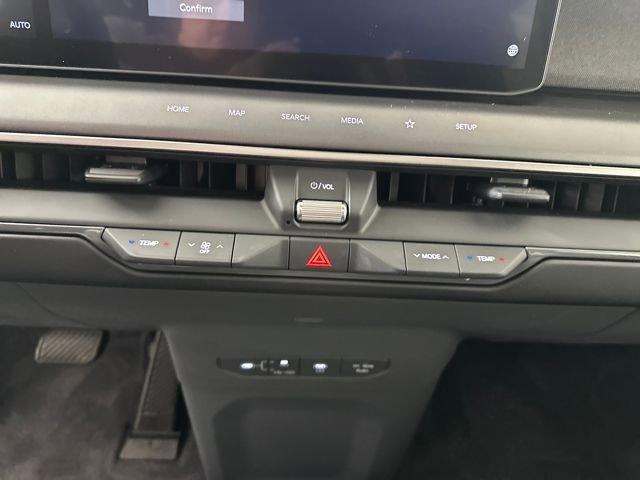 Used 2024 Kia EV9 Wind image 23