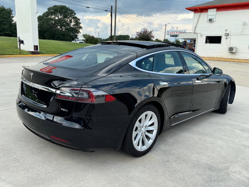 Used 2016 Tesla Model S 75D image 7