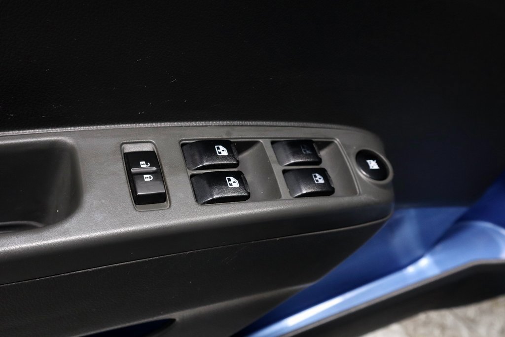 Used 2013 Chevrolet Spark LT image 22