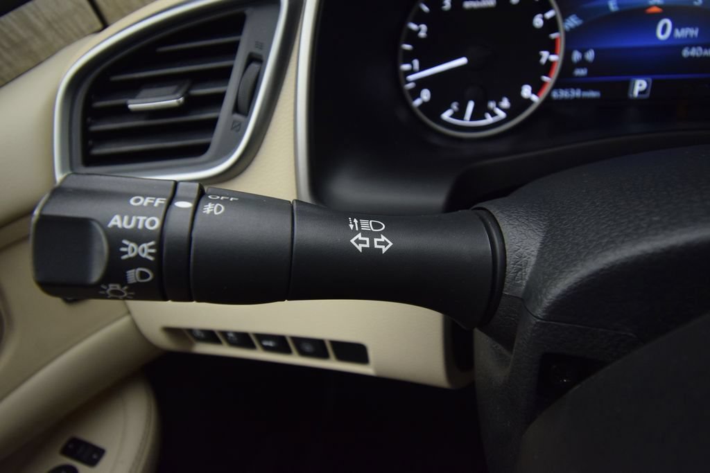 Used 2020 Nissan Murano SL w/ Moonroof Package AWD/4WD image 38