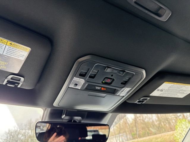 Used 2025 Toyota Sequoia Platinum image 32